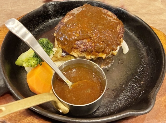 札幌牛亭　西池袋店｜ハンバーグ店OPEN