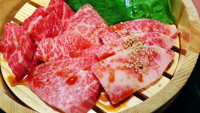 神戸牛焼肉 にくなべ屋 神戸びいどろ 新宿店OPEN