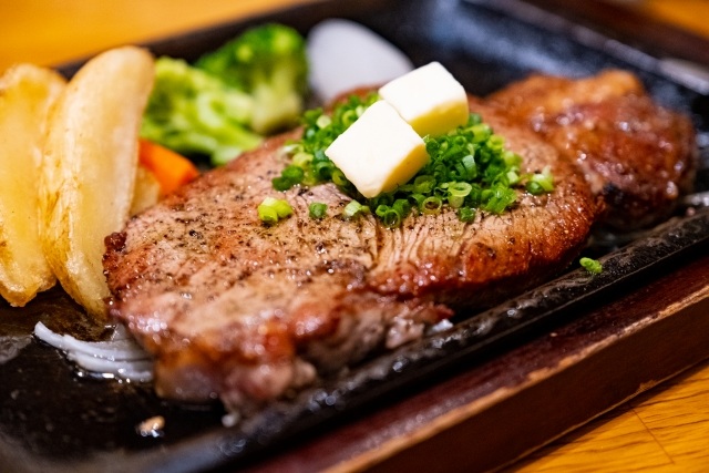 魔法のらんぷ 東京支店(ステーキ店)が麹町駅・市ヶ谷駅側に出店